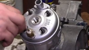 YAMAHA DT 50 / MINARELLI AM6 ENGINE ASSEMBLING PART 02