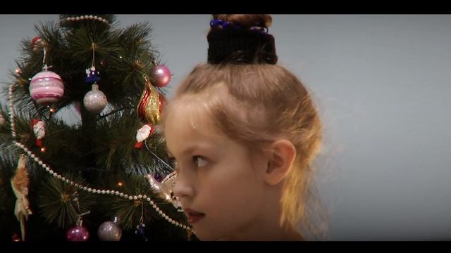 Пучок(гулька) без шпилек, заколок на тренировку по художественной гимнастике/3 варианта для спорта