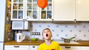 Андрей и папа  -  забавная история с игрушками