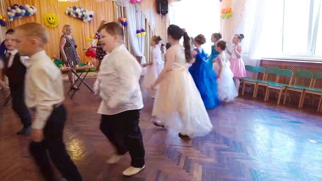 Выпускной в детском саду Колтуши 2018 Клип