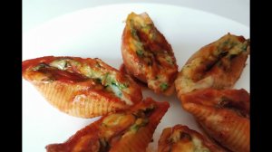 ГОТОВИТЬ ВСЕМ! Паста с сыром и шпинатом в томатном соусе! Ракушки с сырной начинкой. Рецепт ракушек.