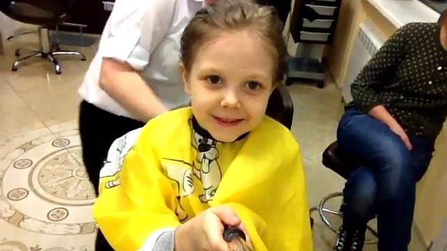 Стрижка в салоне Кафо смотреть онлайн