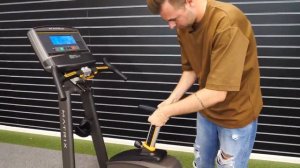 Обзор вертикального велоэргометра MATRIX U30XR