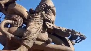 Памятник Виктору Цою в Окуловке