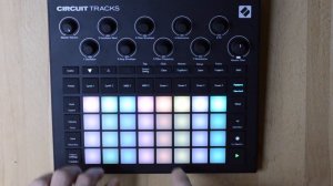 AMAZONA.de Novation Circuit Tracks Sound Demo