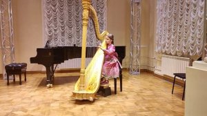 Ранэлия Галиахметова (арфа) 7 лет. Скайла Канга "Свадебные колокола"