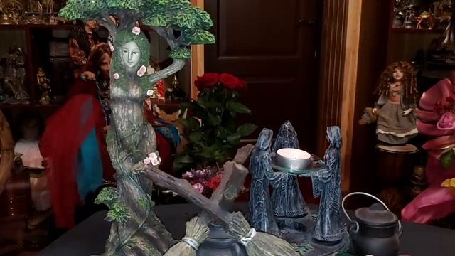 ЗАЩИТА НА СЕМЬЮ….ПРОВОДИТ МАТЬ СЕМЕЙСТВА …ВЕДЬМИНА ИЗБА ▶️ ИНГА ХОСРОЕВА. смотреть онлайн