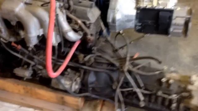 Cummins 6BT 5.9L vs Toyota Land Cruiser FZJ80 Stock 4.5L смотреть онлайн