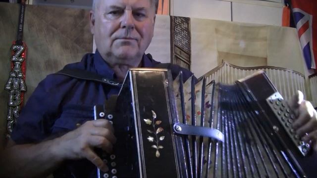 70-летняя цельнопланочная гармонь после обработки - её звучание смотреть онлайн