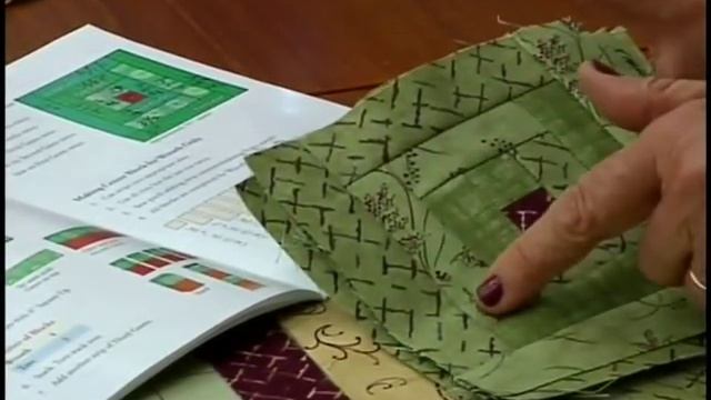 Holiday Wreath and Tree Quilt смотреть онлайн