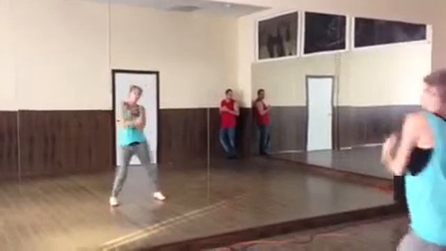 Танец полицейских 1 часть смотреть онлайн