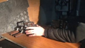 ЭТО УСТРОЙСТВО ДОЛЖНО БЫТЬ В КАЖДОЙ МАСТЕРСКОЙ. Станина для болгарки с протяжкой.