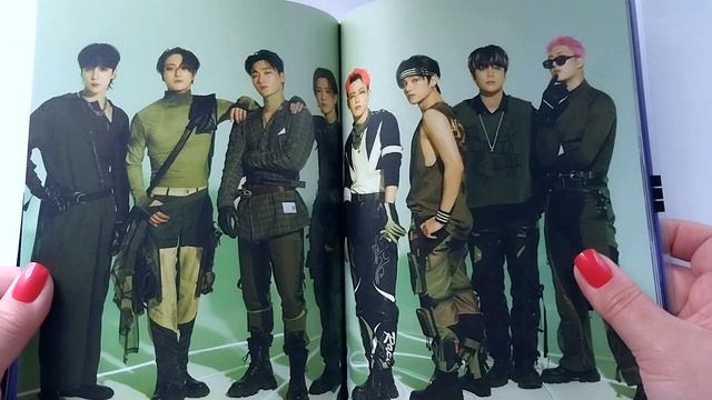 ATEEZ THE WORLD EP.2 OUTLAW UNBOXING. РАСПАКОВКА АЛЬБОМОВ ЭЙТИЗ. ATEEZ REVIEW