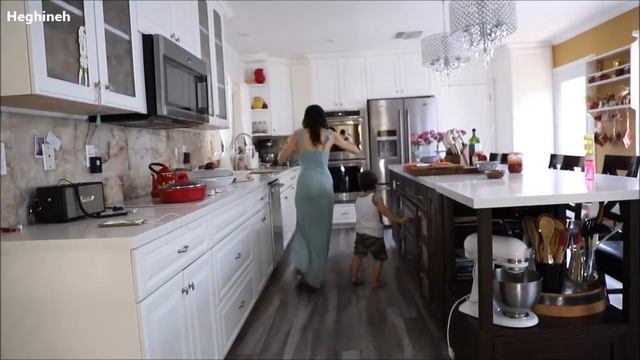 Полезный Суп из Зелёной Фасоли и Брюссельской Капусты - Рецепт от Эгине - Heghineh Cooking Show смотреть онлайн