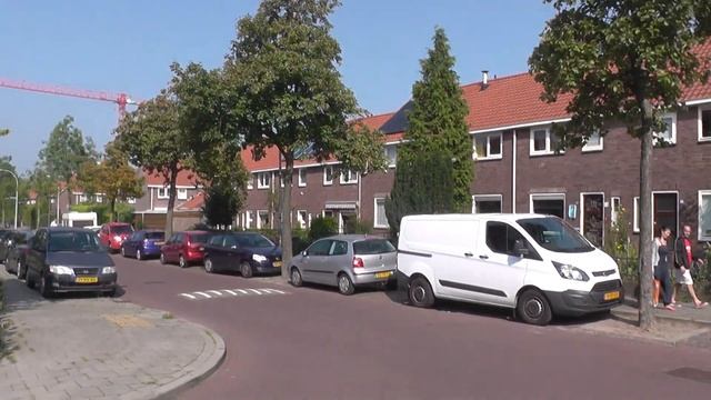 Солнечные батареи на крышах домов. Неймеген, Нидерланды. (Netherlands) смотреть онлайн