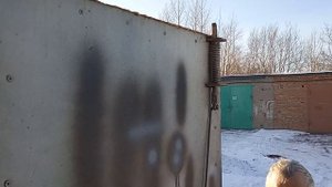 Надежный замок для гаражной двери своими руками