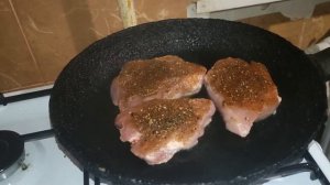 Легко! Быстро и вкусно! Тушёная свинина в красном вине