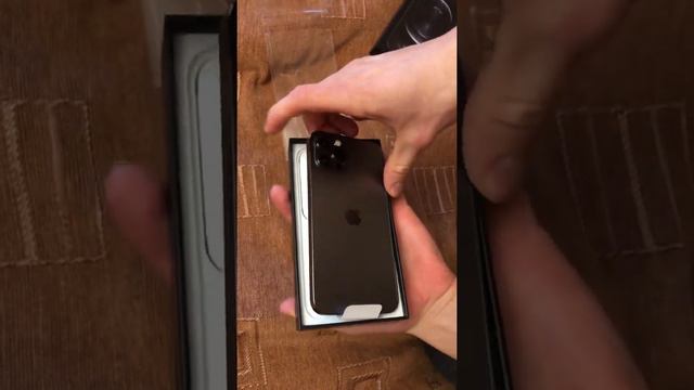 Шмыгаю носом при распаковке iPhone 12 Pro 256 gb graphite