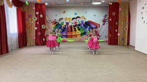 Танец Конфетки - группа "Капитошки" (дети 5 лет)