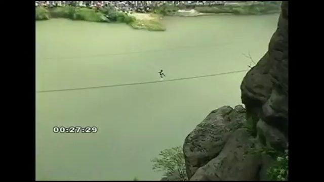 Падение канатоходца