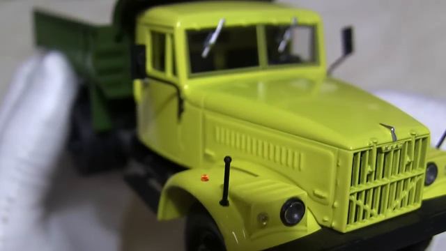 Осторожно, возможно наедалово! Автолегенды СССР Грузовики №1 КрАЗ-256Б1 Deagostini 1:43 смотреть онлайн