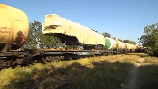 2ТЭ116, 15.08.2014 Крым, Керчь/2ТЭ116, 15.08.2014 Crimea, Kerch смотреть онлайн