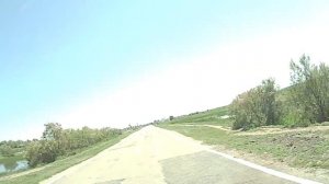 В село Цветное (Астраханская обл.)