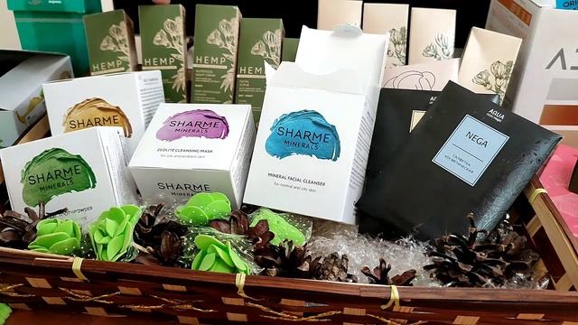Эффективный уход за жирной и комбинированной кожей лица  #уход #косметология #жирнаякожа #маска