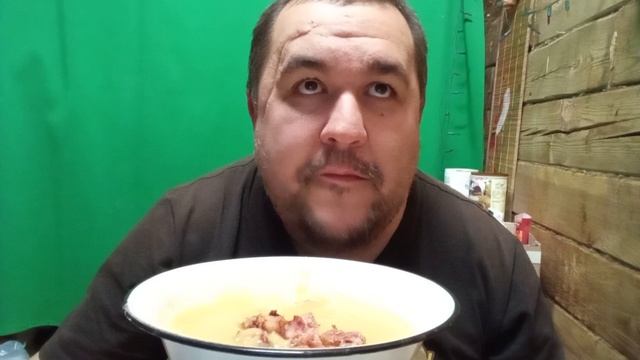 Обжор - гороховый суп-пюре с сырокопченым беконом смотреть онлайн
