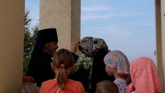 Всенощное бдение в храме Целителя Пантелеимона в хуторе Чекон смотреть онлайн