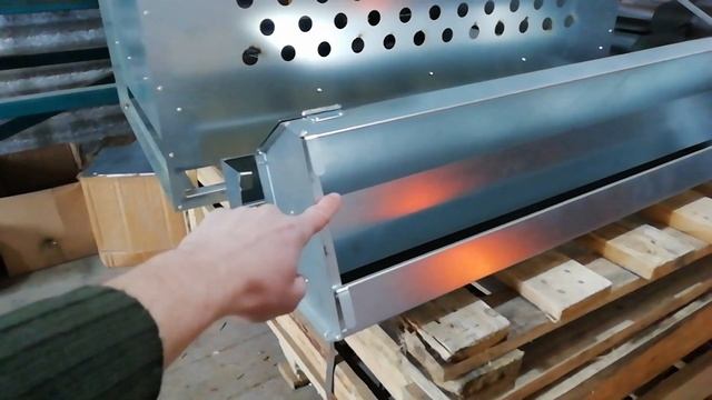 Бункерная кормушка для кур бройлеров. смотреть онлайн