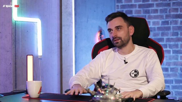 PvtMole - "Cilj mi je bio 100,000 subova i nakon toga sam rekao dosta - izgorio sam ko svjećica" смотреть онлайн