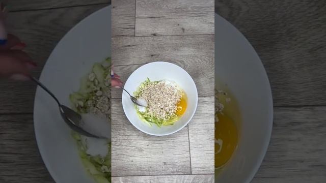oatmeal waffles with zucchini and cottage cheese.          овсяные вафли с кабачком и творогом