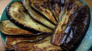 Рулетики из баклажанов с орехами