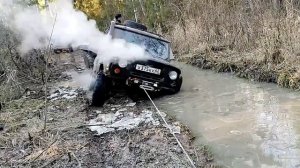 По бездорожью на советском внедорожнике УАЗ.