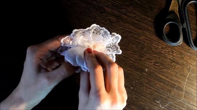 Резинка из пионов