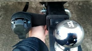 Фаркоп на Kia Sportage 2010-2015  без подрезки бампера PT Group