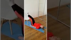 Комплекс упражнений со стулом дома.
