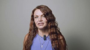 Евгения Рассказова, певица, актриса, писательница и художник.