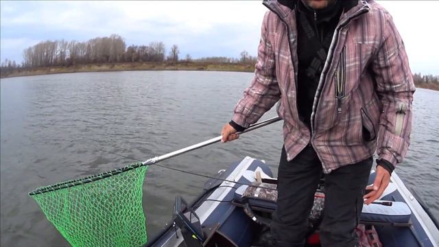 ПОПАЛИ НА ЖОР ЩУКИ / С ОДНОЙ ТОЧКИ / ЩУКА ЕСТ смотреть онлайн