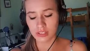 Помоги мне.  Поет Екатерина Гриневич.