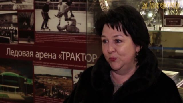 Алексей Текслер подарил школьникам клюшку и краги смотреть онлайн