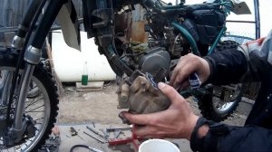 Замена поршня на SUZUKI TS200R