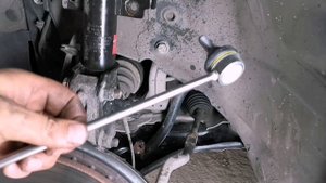 Renault Laguna 3 wymiana łączników stabilizatora.