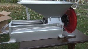 Измельчитель с гребнеотделителем "MOLINARA". Обзор.
