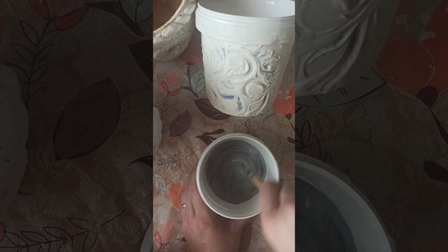Новая жизнь старых цветочных горшков. Реставрация и декорирование.