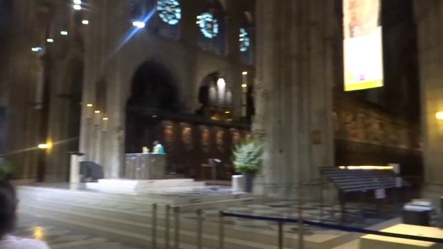 France_ Paris Notre-Dame. Франция_ Париж - Нотр-Дам.mp4