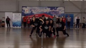 Выступление с Ларисой Кругловой на мероприятии "Зарядка со звездой"