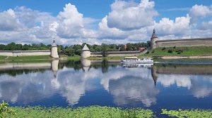 Река Великая в Пскове. The Great River