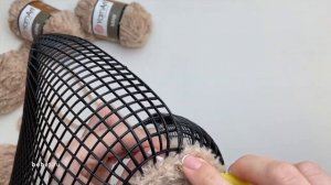 Меховая сумка на каркасе из канвы «Агния». Мастер-класс